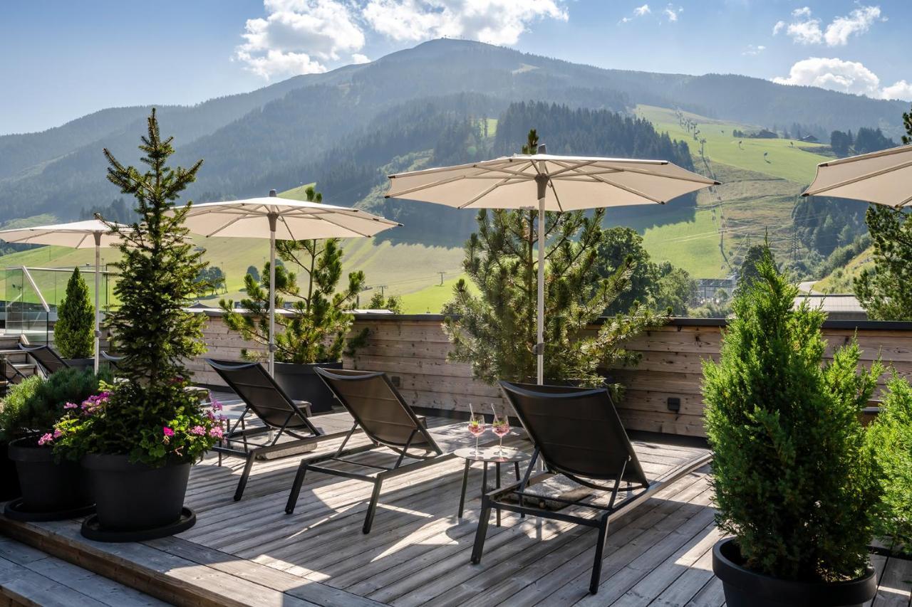 Hotel Das Zwoelferhaus Saalbach-Hinterglemm Eksteriør billede