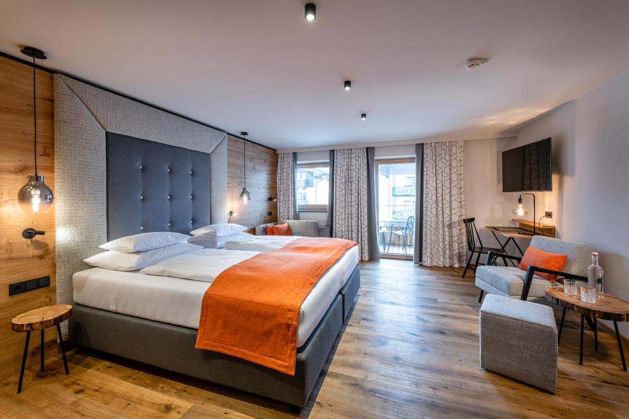Hotel Das Zwoelferhaus Saalbach-Hinterglemm Eksteriør billede