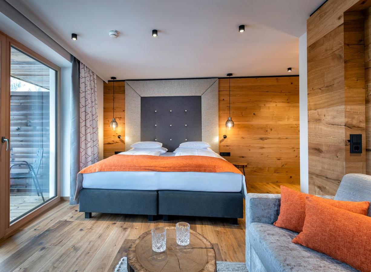 Hotel Das Zwoelferhaus Saalbach-Hinterglemm Eksteriør billede