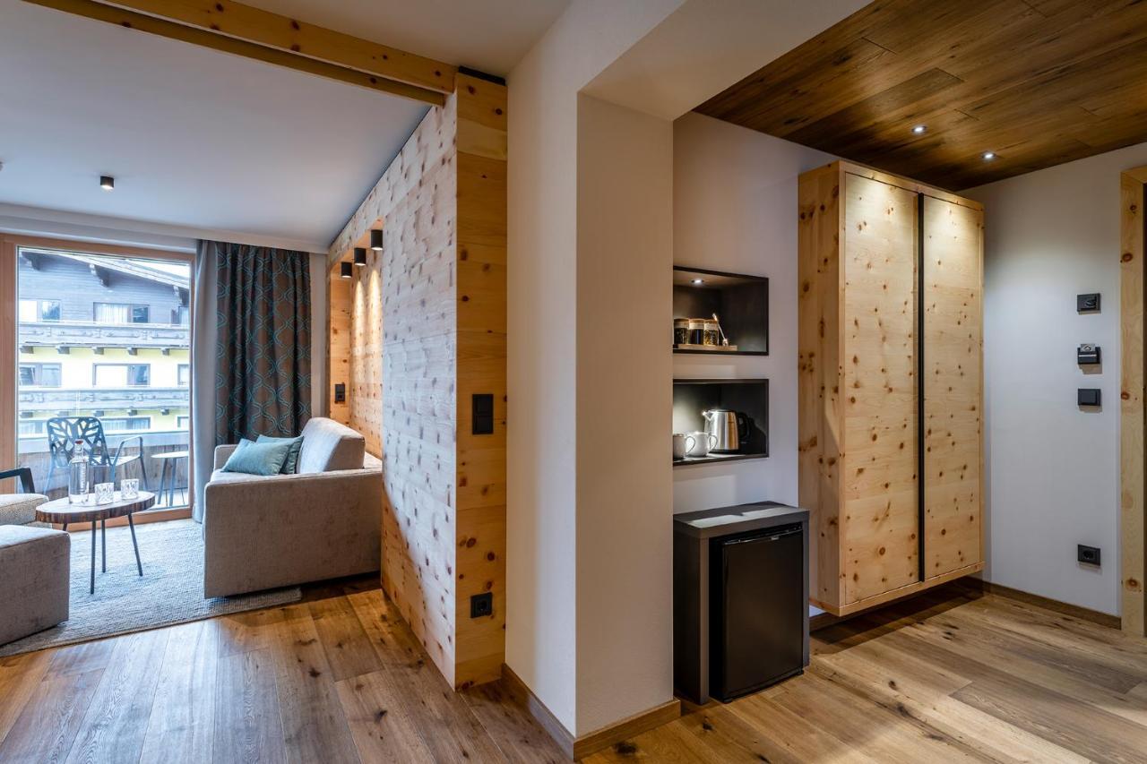 Hotel Das Zwoelferhaus Saalbach-Hinterglemm Eksteriør billede