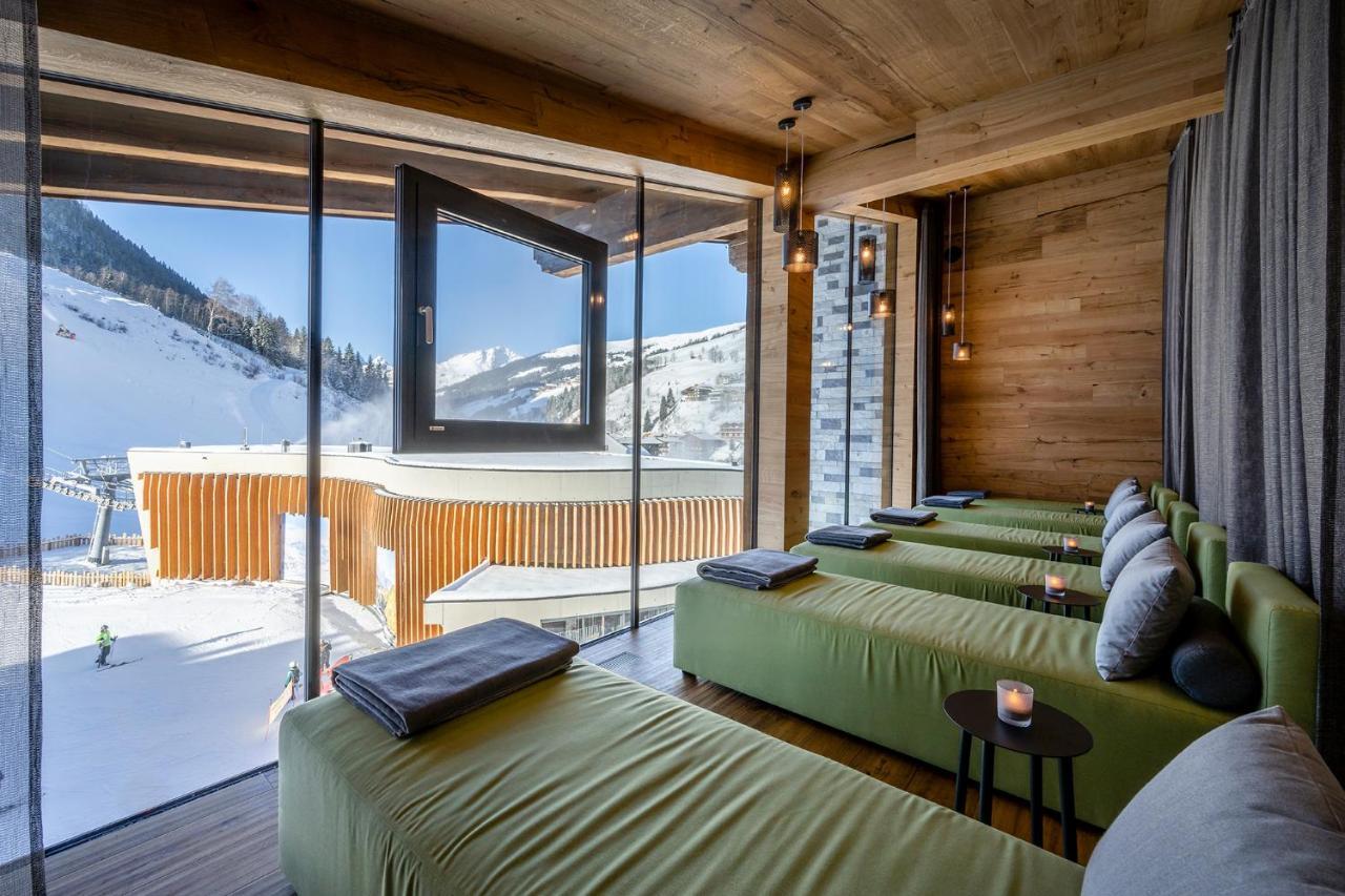 Hotel Das Zwoelferhaus Saalbach-Hinterglemm Eksteriør billede